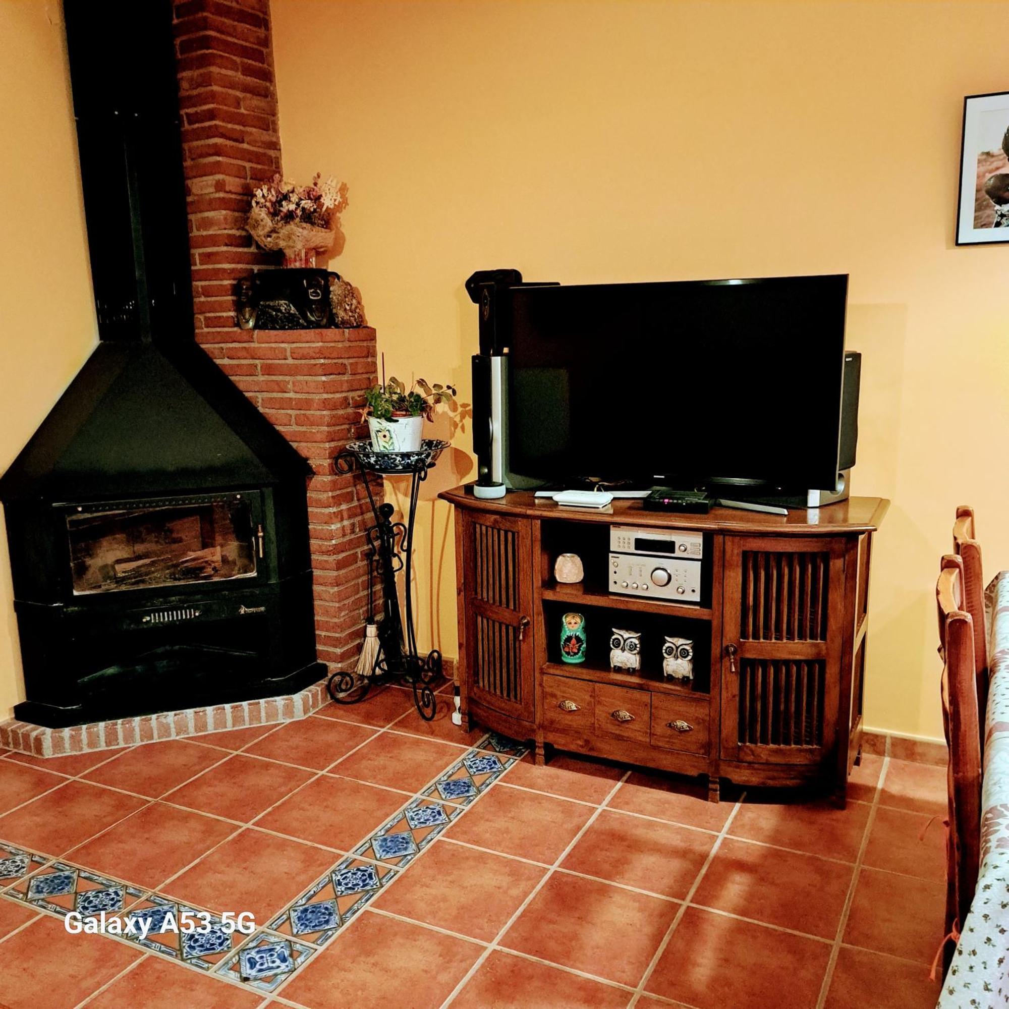 Ensija Pedraforca Appartement Saldés Buitenkant foto