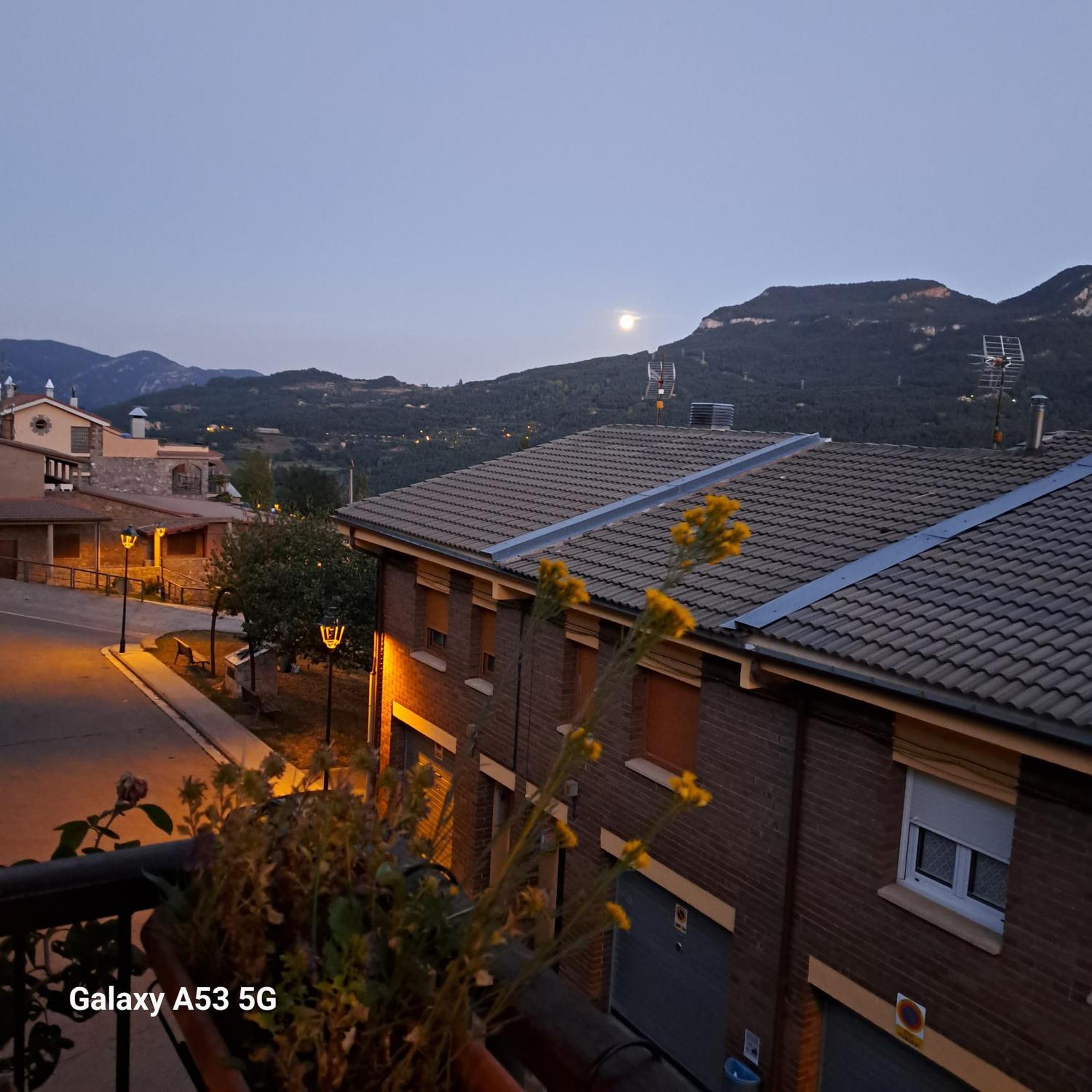 Ensija Pedraforca Appartement Saldés Buitenkant foto